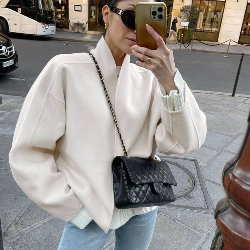 Cardigan en Laine V - Wolljacke mit V-Ausschnitt