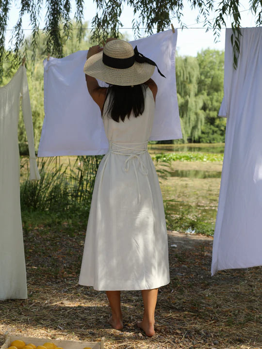 Hofmädchen-Leinenkleid