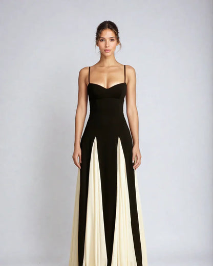 Noir Élégance - Abendkleid in kontrastreichem Schwarz-Weiß