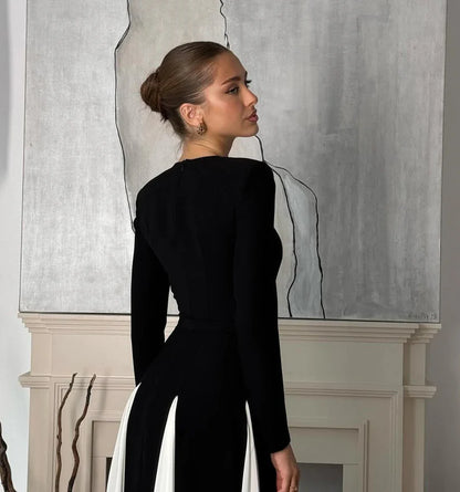 Noir Élégance - Abendkleid in kontrastreichem Schwarz-Weiß