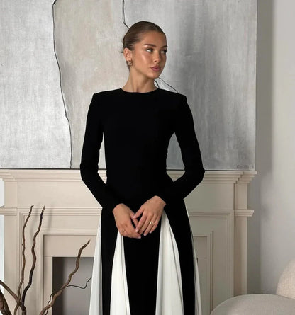 Noir Élégance - Abendkleid in kontrastreichem Schwarz-Weiß