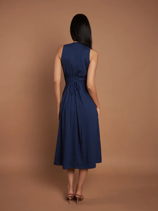 Hofmädchen-Leinenkleid