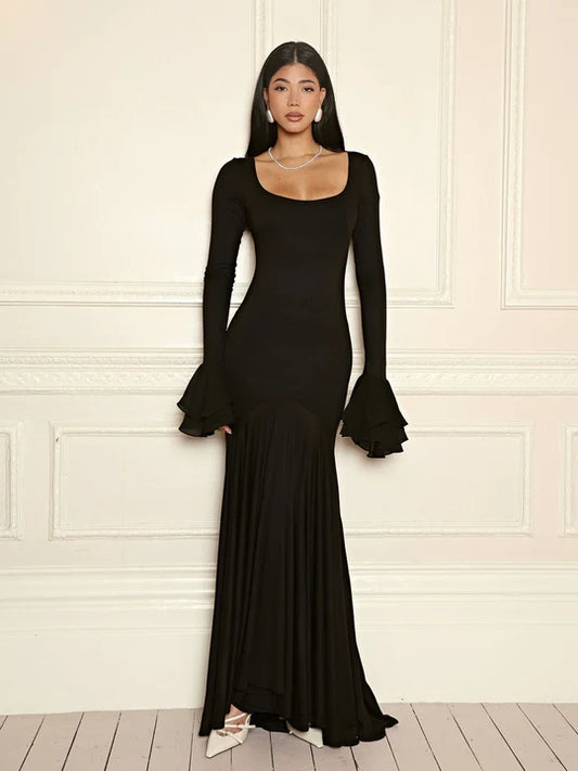 Château Valmont - Bell Sleeves