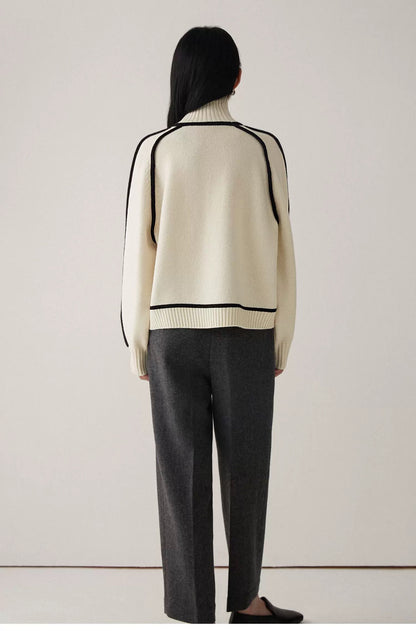Élan de Neige - Turtleneck Sweater