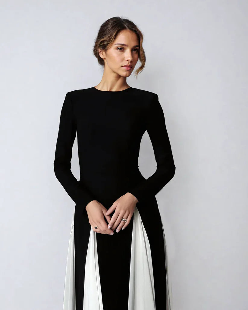 Noir Élégance - Abendkleid in kontrastreichem Schwarz-Weiß