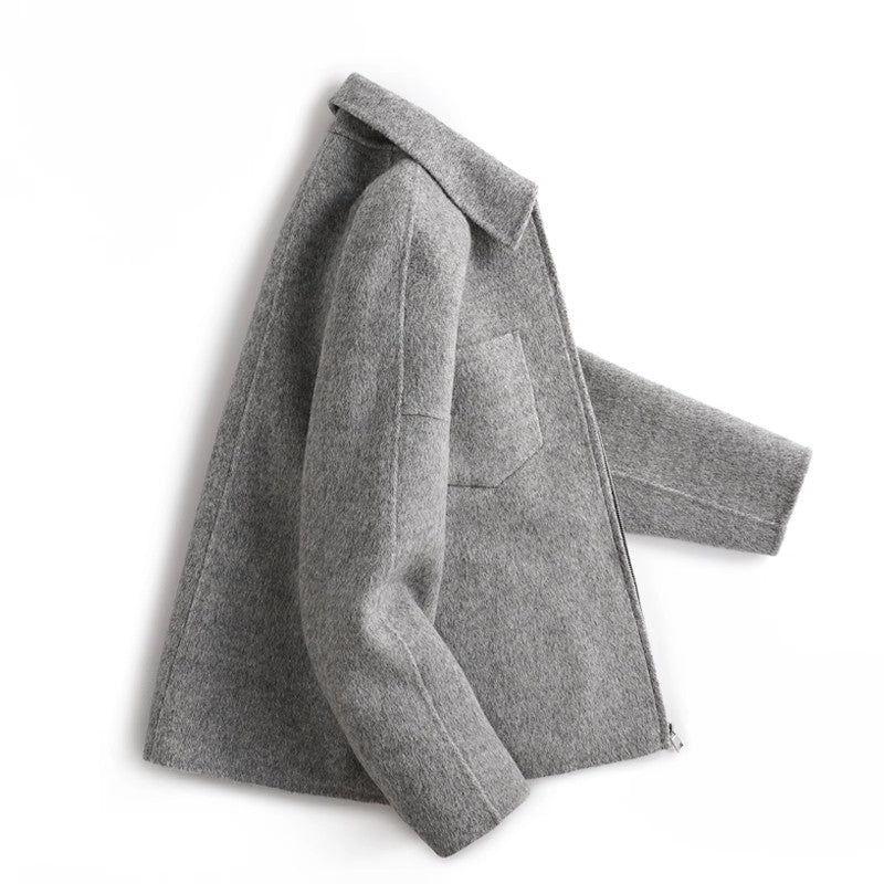 Le Manteau Dualité - Wollmantel aus Schafwolle mit Revers und Reißverschluss
